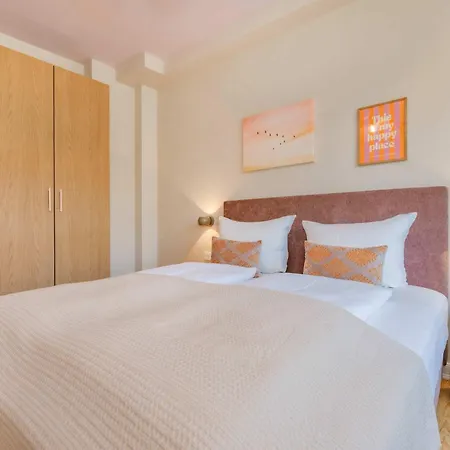 Apartment Sonnenland Mit 2 Baedern, Modern Eingerichtet & Nur 300 Meter Zum Heringsdorf (Usedom)