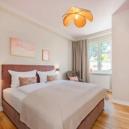 Sonnenland Mit 2 Baedern, Modern Eingerichtet & Nur 300 Meter Zum Apartment Heringsdorf (Usedom)