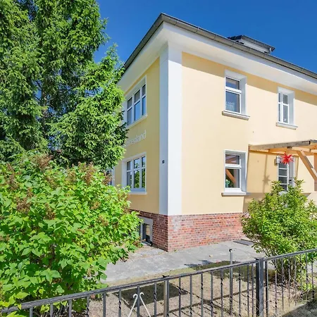 Apartment Sonnenland Mit 2 Baedern, Modern Eingerichtet & Nur 300 Meter Zum