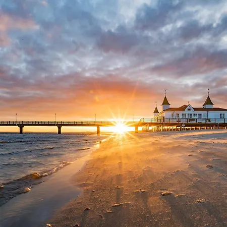 Sonnenland Mit 2 Baedern, Modern Eingerichtet & Nur 300 Meter Zum