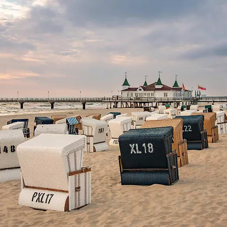 Sonnenland Mit 2 Baedern, Modern Eingerichtet & Nur 300 Meter Zum Apartment Heringsdorf (Usedom)