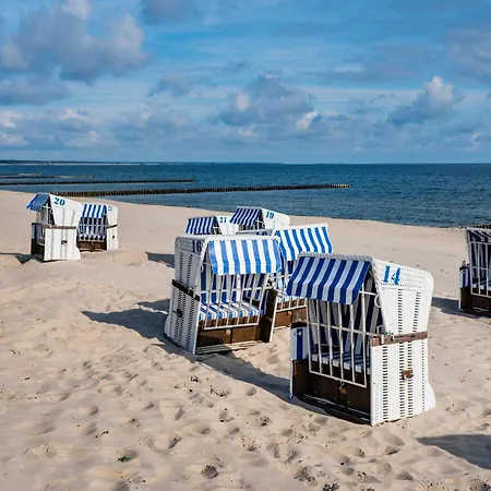 Sonnenland Mit 2 Baedern, Modern Eingerichtet & Nur 300 Meter Zum